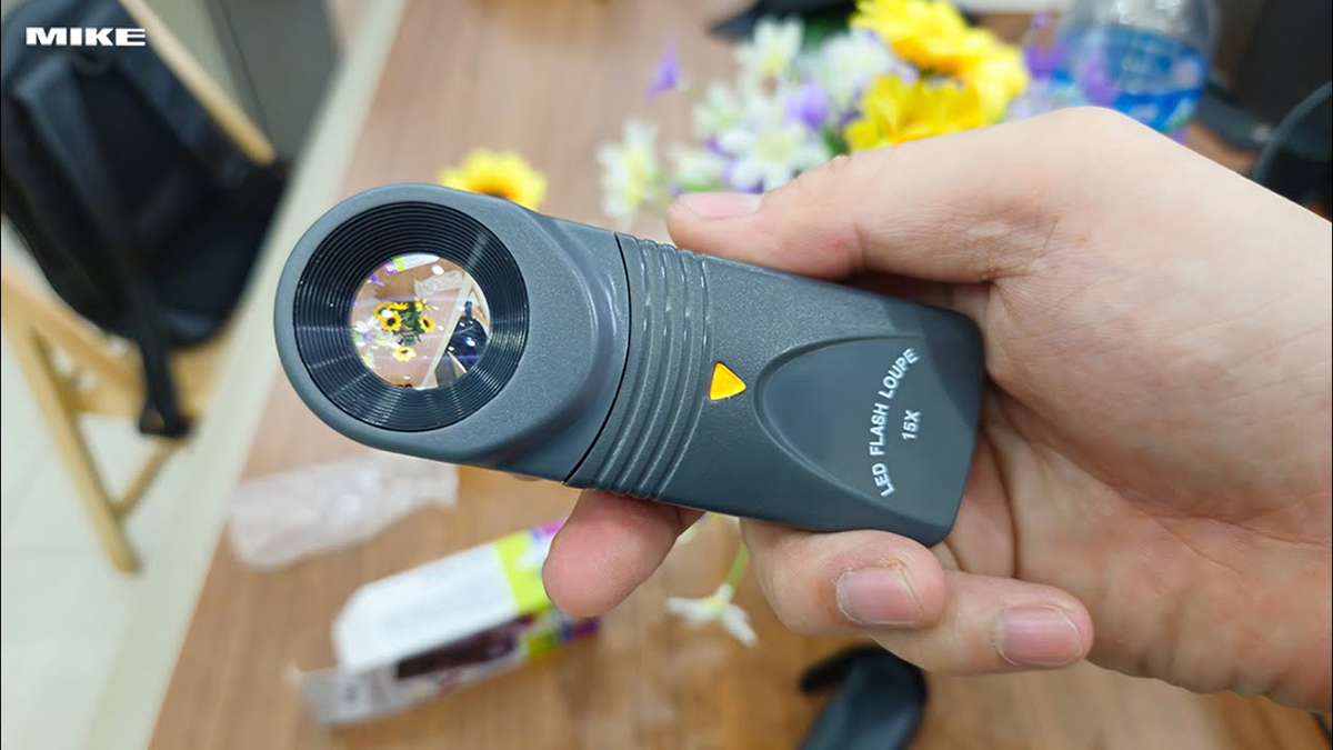 Kính lúp kỹ thuật 600167, lens 21mm, khuyếch đại 15 lần, có LED
