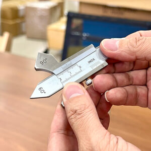 Các góc chuẩn 60°, 70°, 80° và 90° được tích hợp sẵn trên thước đo chiều cao đường hàn Vogel Germany 474403.