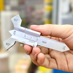 Cơ cấu vernier của thước đo chiều cao đường hàn 474403 cho phép đọc chính xác đến 0,1 mm.