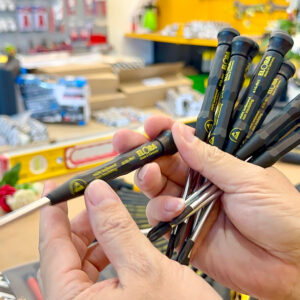 Tua vít bake chống tĩnh điện ELORA 610-PH ESD kiểm soát phóng điện, bảo vệ linh kiện điện tử nhạy cảm trong quá trình lắp ráp.