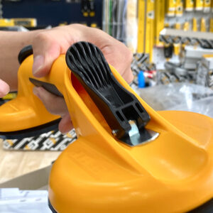 Giác hút kính xe hơi ELORA 280 model 280-80 có đường kính Ø80mm, tải trọng tối đa 60kg.