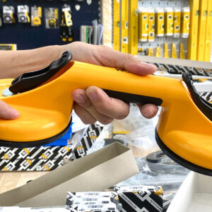 Giác hút kính xe hơi ELORA 280 model 280-40 có đường kính nhỏ hơn, tải trọng đạt 30kg.