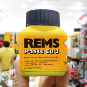 Dư lượng sau hàn của Keo hàn ống đồng REMS Paste Cu 3 hòa tan được bằng nước lạnh, tối ưu cho vệ sinh.