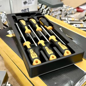 Bộ tua vít 6 cây ELORA MS-39 đạt tiêu chuẩn DIN ISO 2380-2 và DIN ISO 8764.