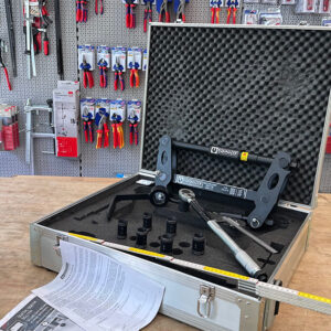 Bộ Tách mặt bích bằng cơ khí Equalizer SG11TM hỗ trợ lắp đối xứng, tăng tổng lực lên 22 tấn.