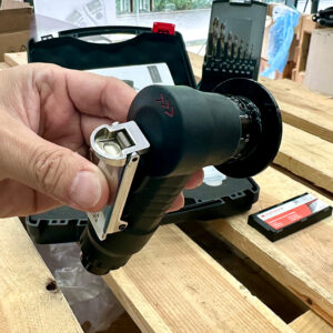 Máy vát mép bằng khí nén EUROBOOR BM45AIR dễ bảo trì, vệ sinh định kỳ, đảm bảo hiệu suất và tuổi thọ.