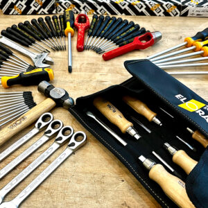 ELORA 600-S6 dùng lưỡi thép Chrome-Vanadium 59CrV4 mạ crôm mờ, tuân thủ tiêu chuẩn DIN ISO 2380 cho tua vít.