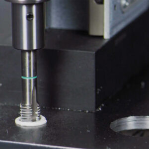 Máy khoan từ Euroboor ECO.50-T có thiết kế linh hoạt với hành trình 170 mm, chiều cao thay đổi từ 385–540 mm và trọng lượng 13,5 kg, thích hợp cho công việc lắp dựng và sửa chữa trên cao.