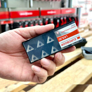 Lưỡi hợp kim Euroboor LKS.20 kết hợp đúng máy Euroboor giúp giảm tải lực cắt và kéo dài tuổi thọ.