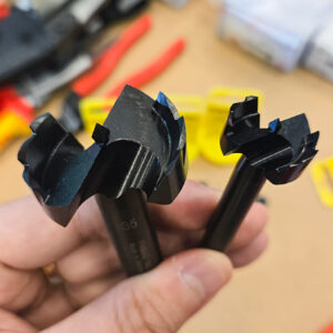 Mũi khoét gỗ FAMAG 1625 tương thích vật liệu gỗ tự nhiên và laminate.